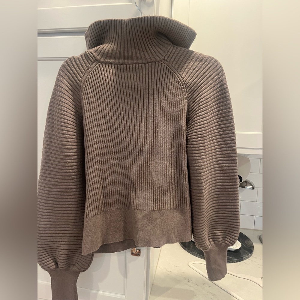 Varley Ribbed Zip-Up Sweater - Picture 2 of 3